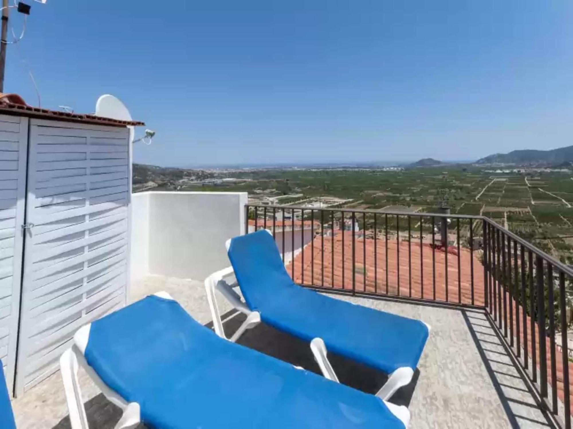 Villa With Private Pool In Ador Bagian luar foto