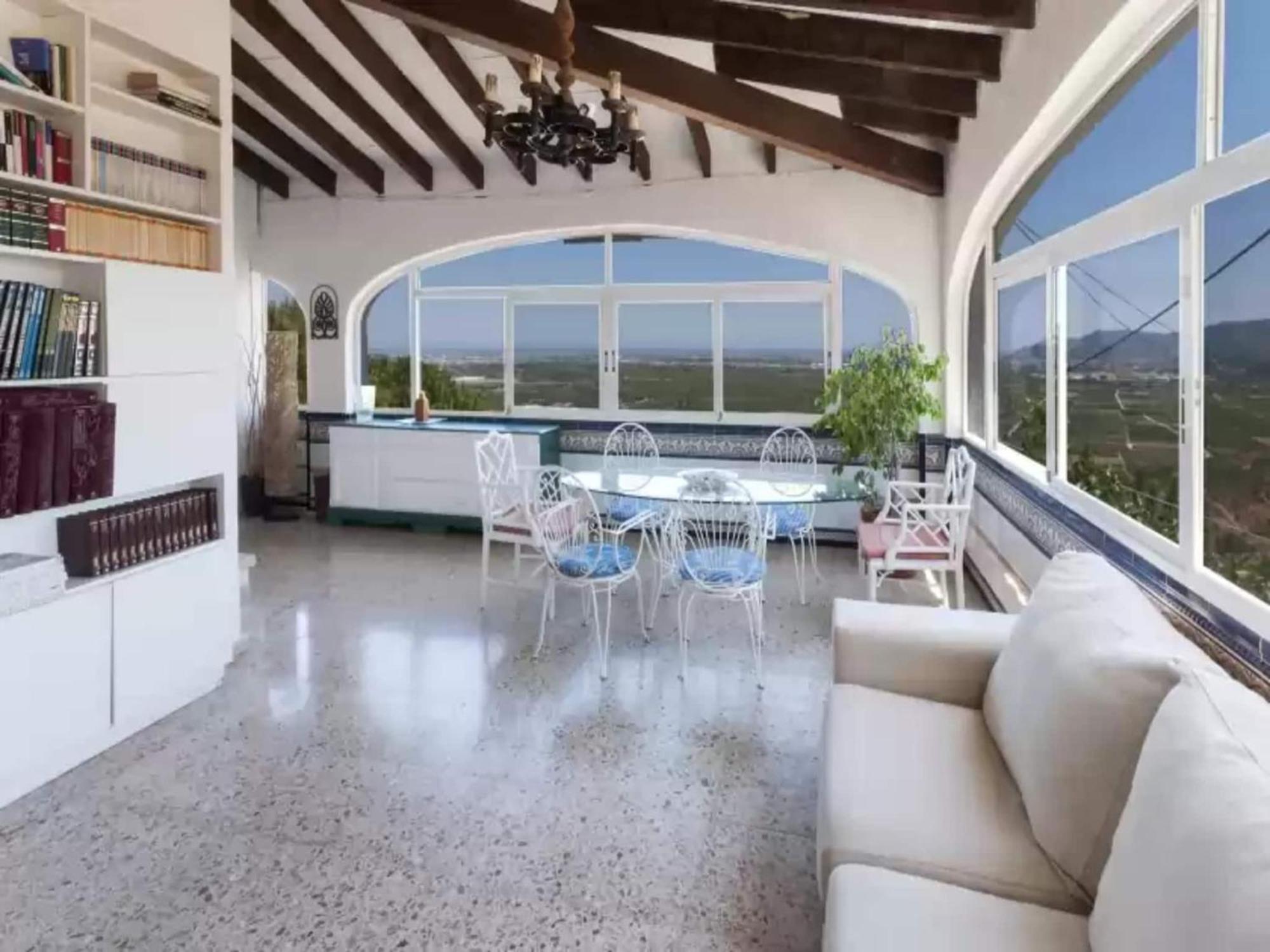 Villa With Private Pool In Ador Bagian luar foto