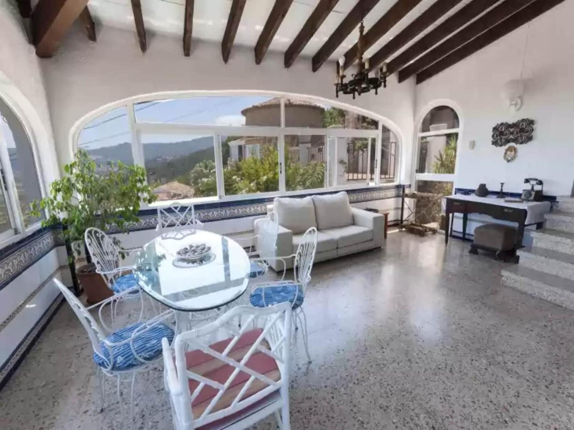 Villa With Private Pool In Ador Bagian luar foto